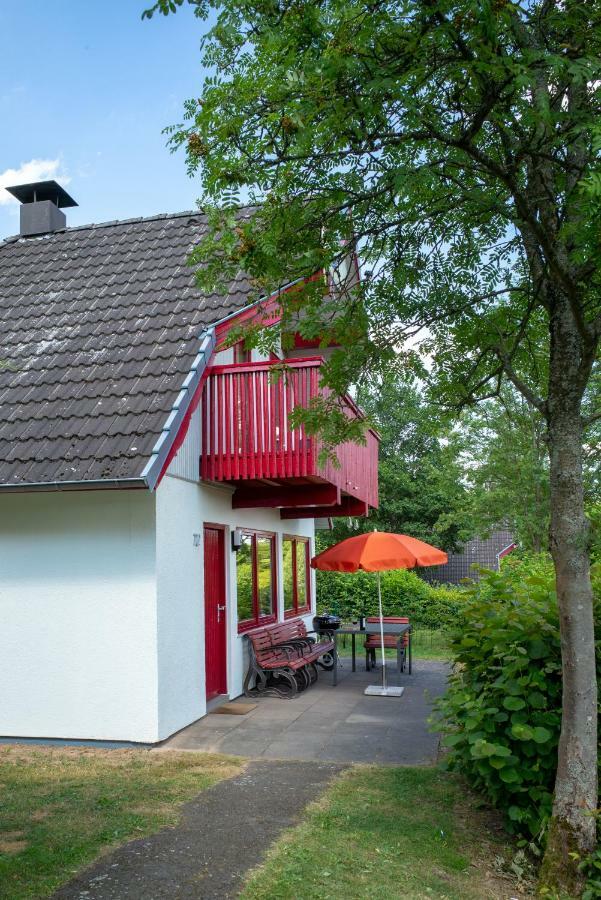 Seepark Kirchheim Haus Mathilde Bagian luar foto